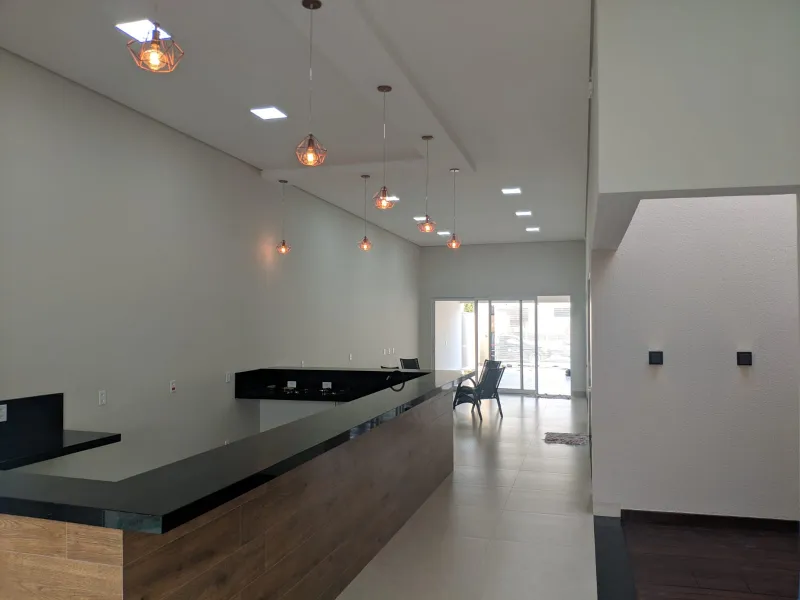 Venda de casa e terreno em Novo Progresso